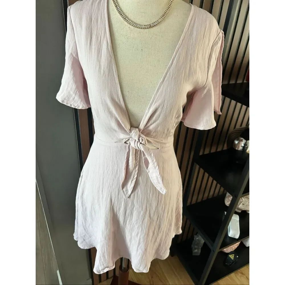 Lulus sexy pink dress with tie upfront size XS